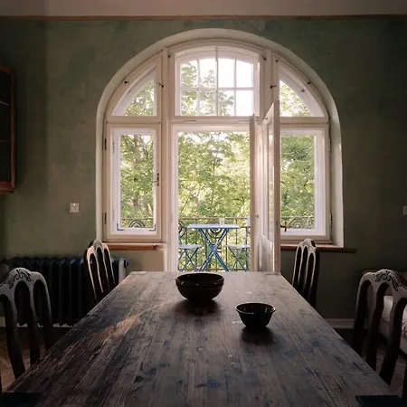Art Noveau Gem With Balcony Appartement Riga