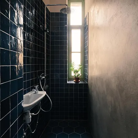 Art Noveau Gem With Balcony Appartement Riga